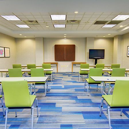 Holiday Inn Express Blacksburg By Ihg Екстериор снимка