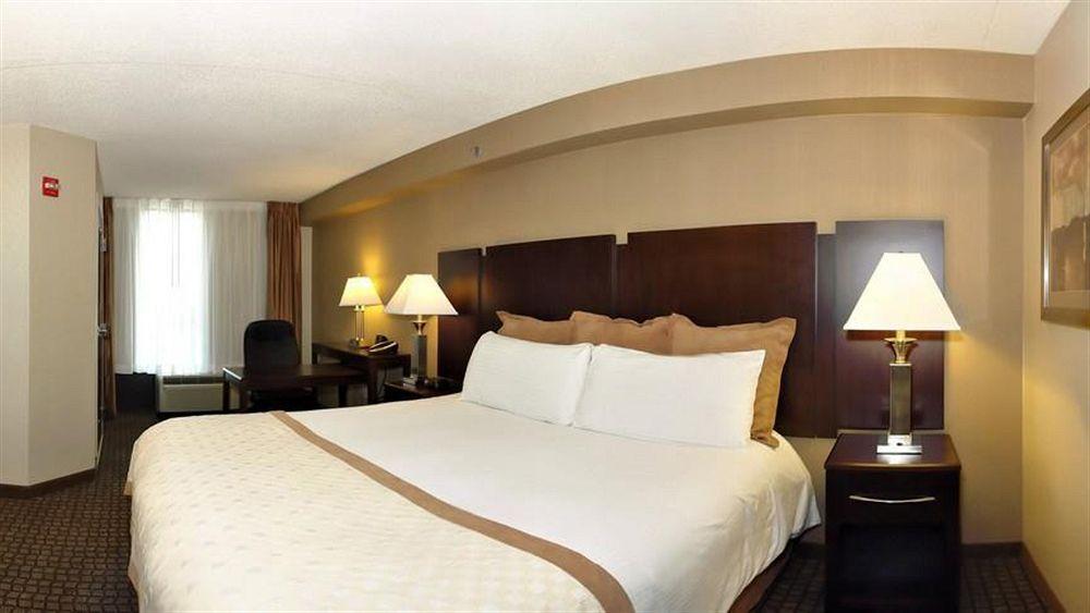 Holiday Inn Express Blacksburg By Ihg Екстериор снимка