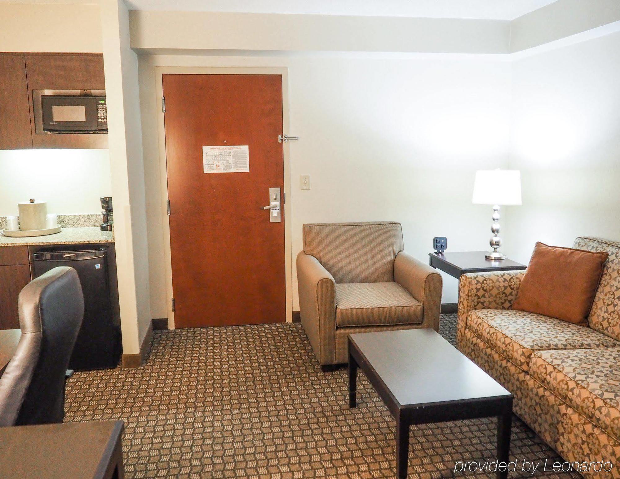 Holiday Inn Express Blacksburg By Ihg Екстериор снимка